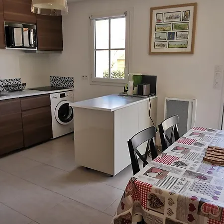 Nyaraló Maison Sous Les Pins Pour 5 Pers, Terrasse, Parking A - Fr-1-194-363